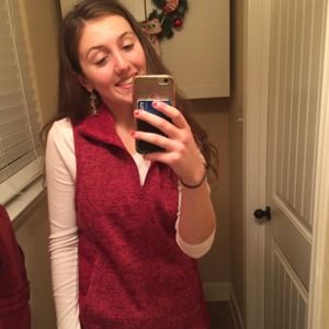 Meet your Posher, Julia